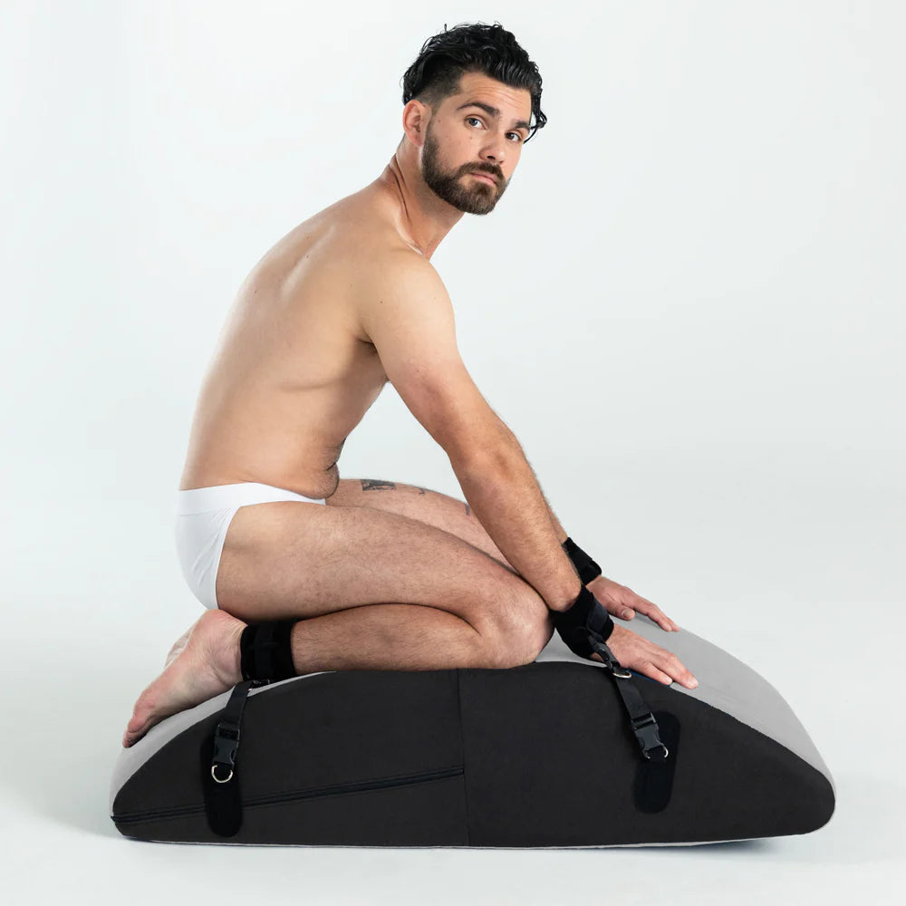 Liberator Scoop Rocker Valkyrie Edition with Cuffs LIBERATOR