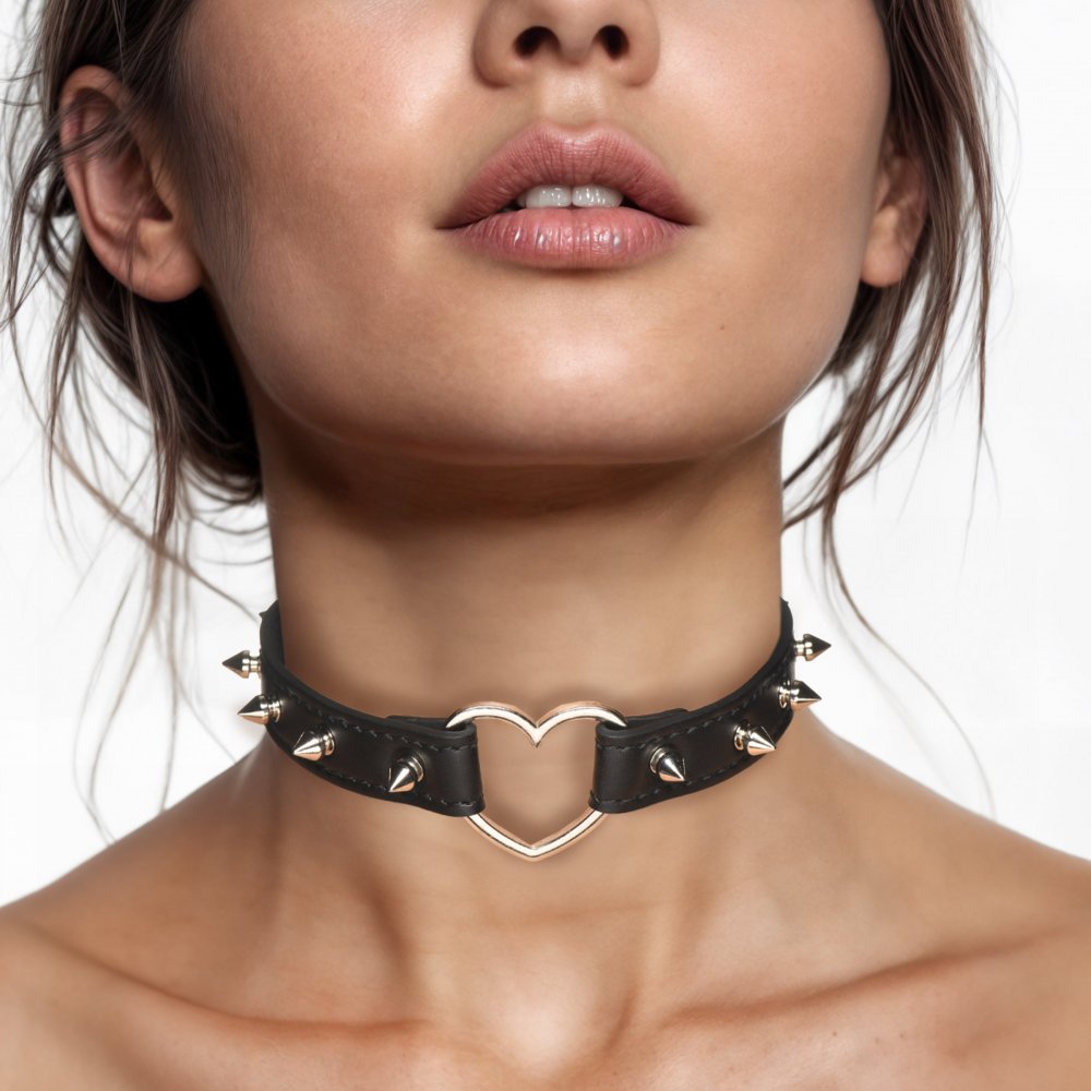 Spiked Heart Choker MASTER SERIES