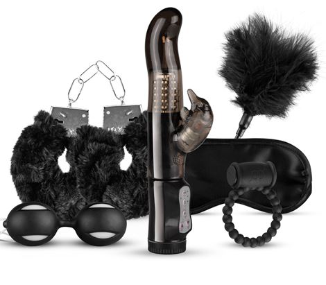 Loveboxxx “I Love Black” Gift Set – Curated by SP Boutique - SP BOUTIQUE