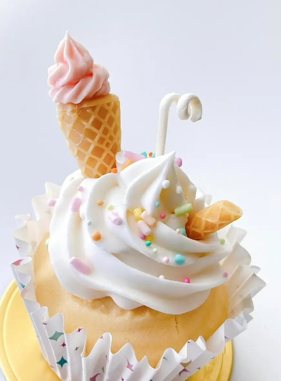 Cupcake Sweet Light Scent Dessert Candle - SP BOUTIQUE