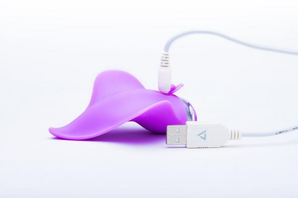 Mimic Manta Ray Handheld Massager - SP BOUTIQUE
