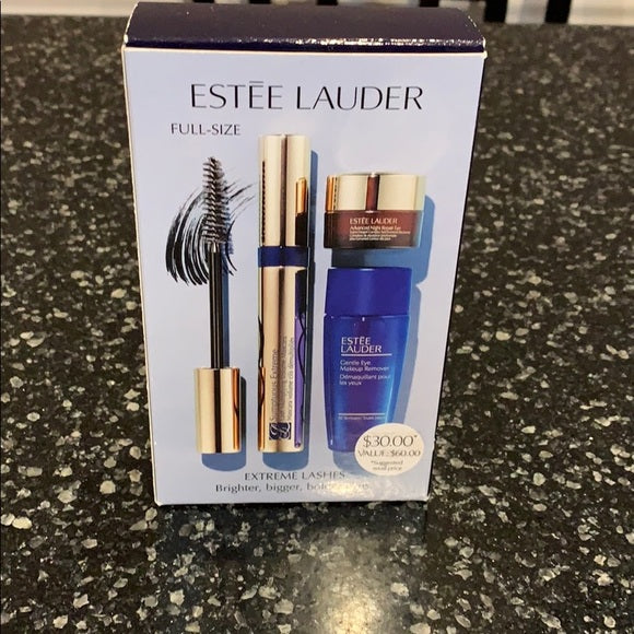 Estée Lauder Extreme Lashes Mascara with Kit - SP BOUTIQUE