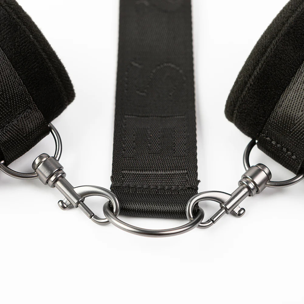 SEI MIO Neck Firmly in Check Adjustable Neck &amp; Wrist Restraint Kit CREATIVE CONCEPTIONS