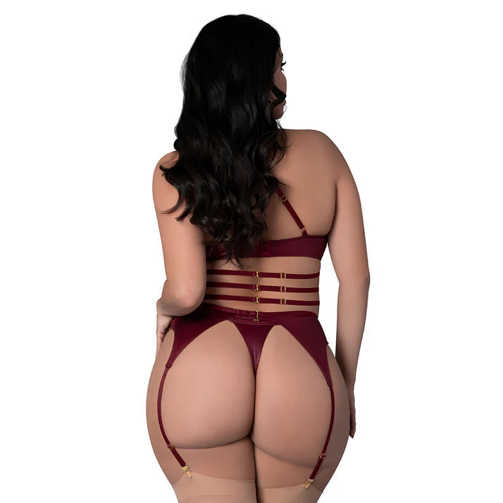 Lust Fetish Kira EXPOSED