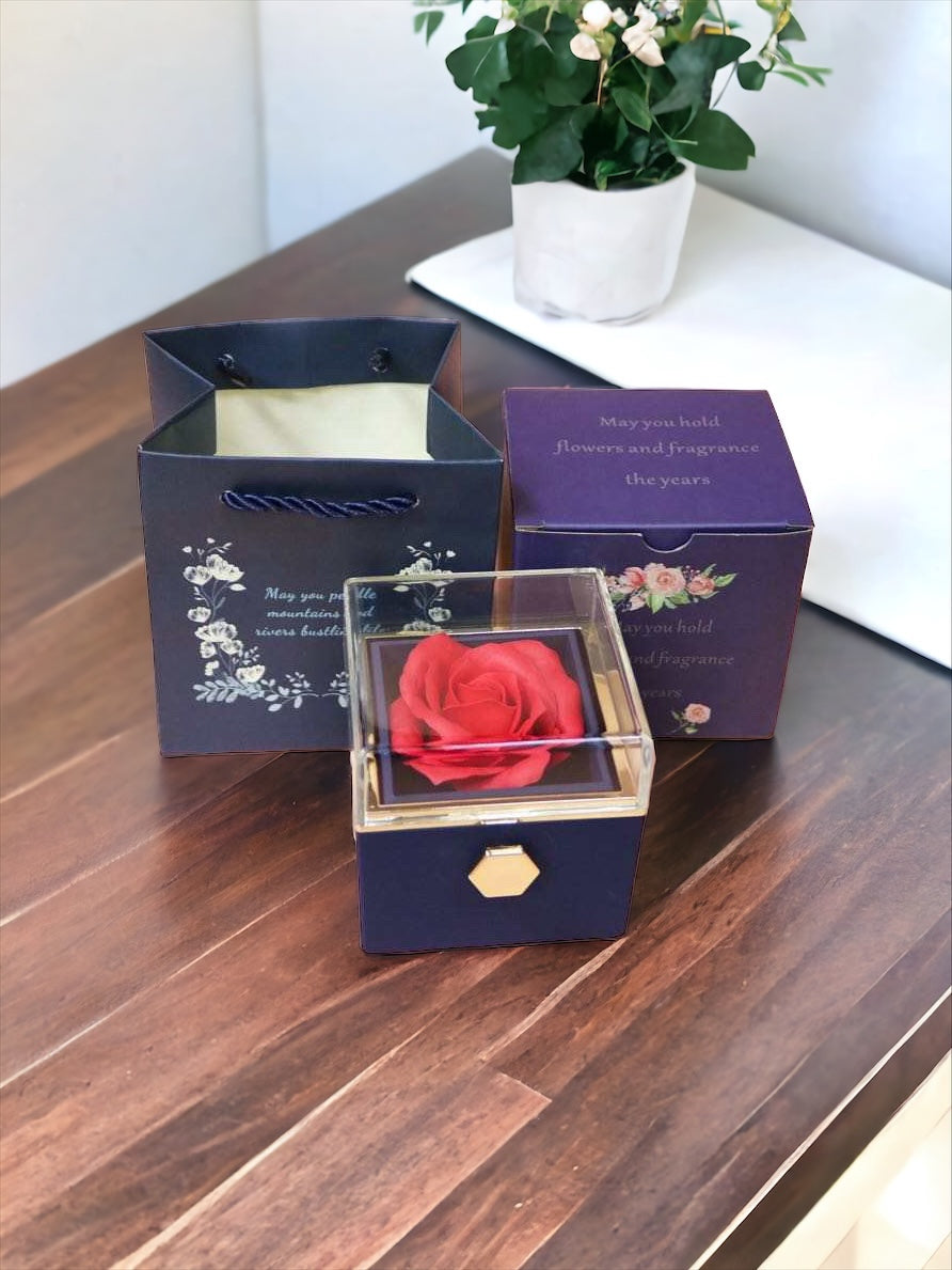 ROTATING ETERNAL ROSE GIFT BOX SP BOUTIQUE