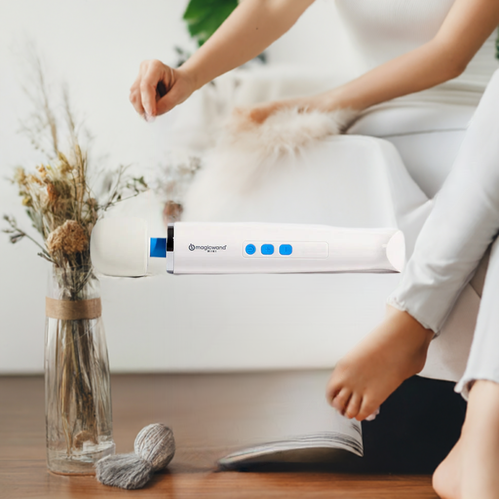 Magic Wand Mini HV-135 Rechargeable Massager MAGIC WAND